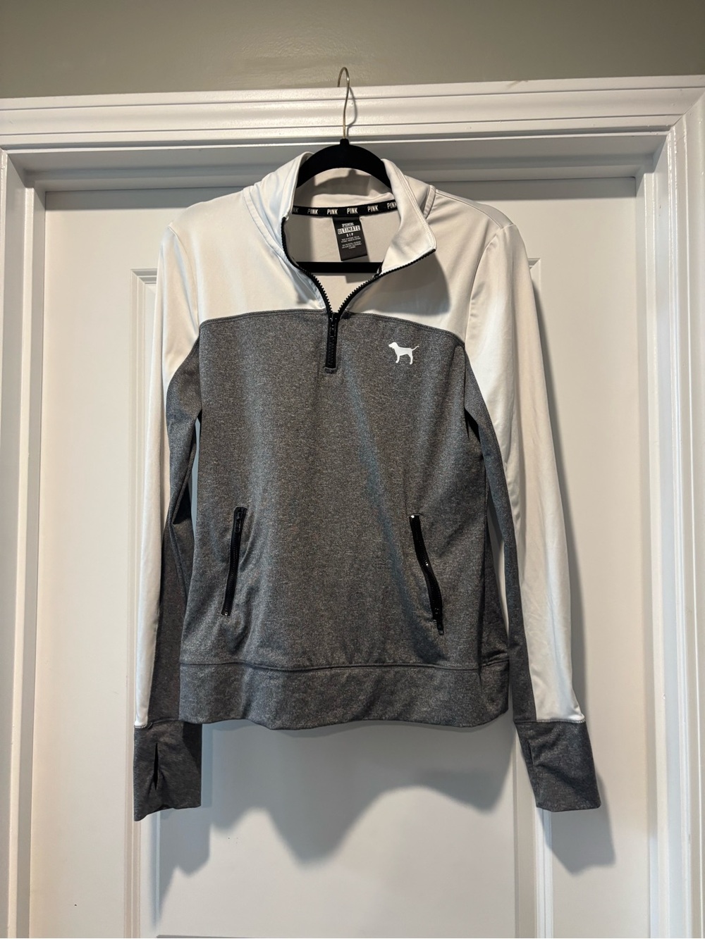 PINK Victoria's Secret Gray & White1/4 Zip Long Sleeve Activewear Top S Dog Logo